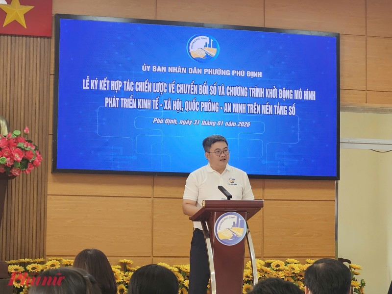 Phường Phú Định đưa chợ hoa Xuân ’Trên bến, dưới thuyền’ lên không gian số