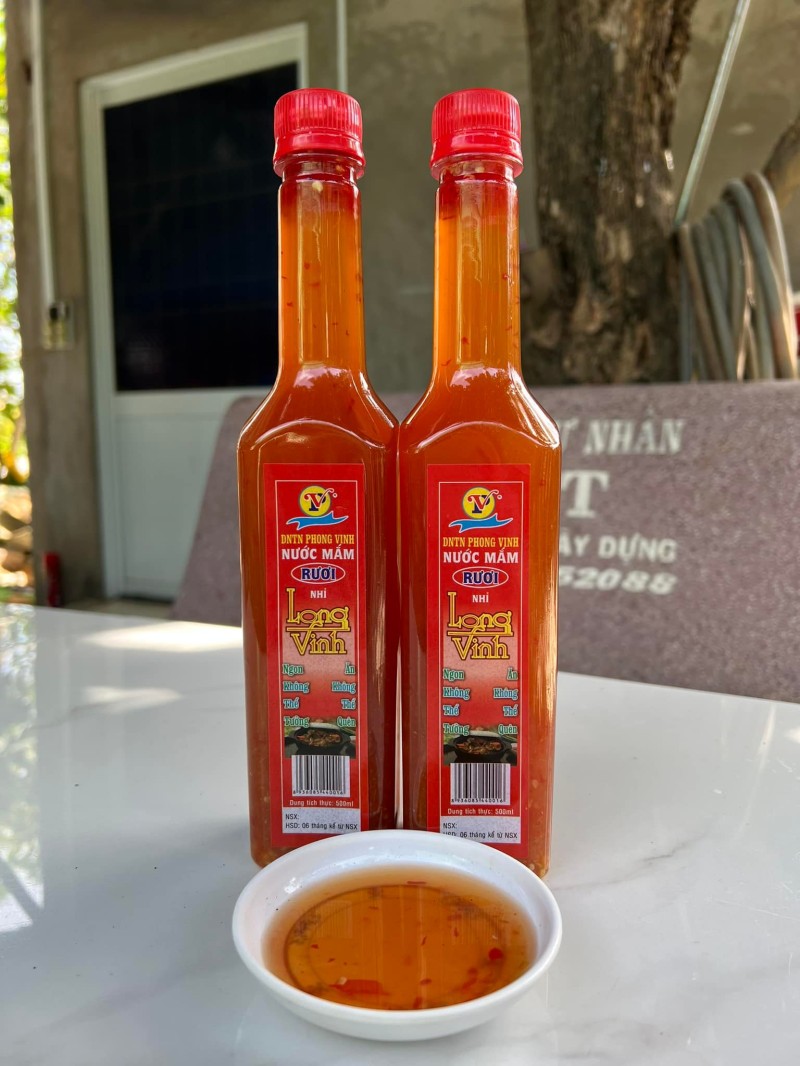 Nước mắm rươi chua ngọt khẩu vị miền tây