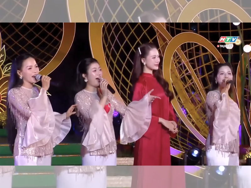 Mở Màn Liên Khúc Văn Nghệ Tổng Hợp | Lễ Hội Hoa Xuân Trên Bến Dưới Thuyền